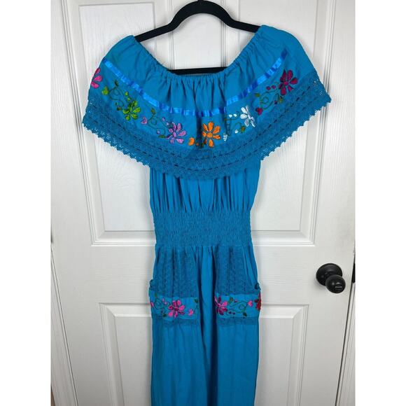 Blue Cotton Off Shoulder Bold Embroidered Floral Boho Mexico Jumpsuit Small Sz 4 - Picture 3 of 8